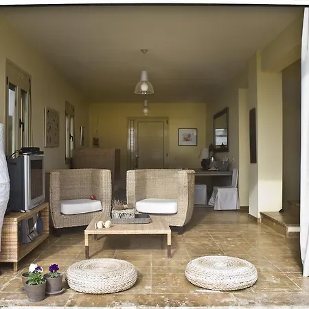 Holiday home Starshell A' Pyrgadikia